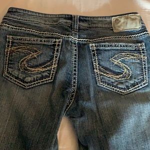 Silver jeans Aiko bootcut 29x33 in medium wash EUC